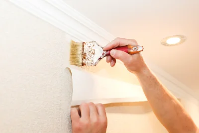 Pose de papier peint à Rots — revêtements muraux et toiles de verre